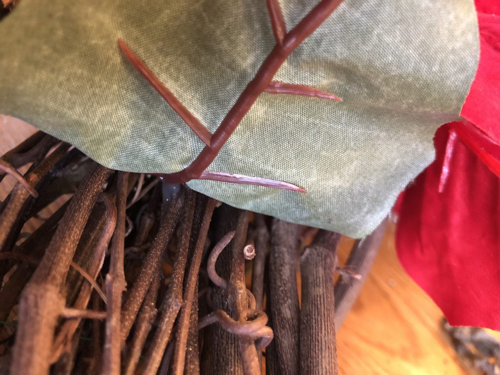 Christmas wreath leaf
