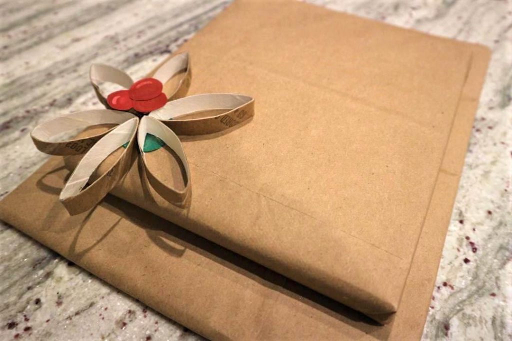 sustainable gift wrap