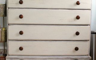 DIY Dresser drybrush makeover