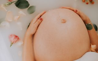 third trimester pregnancy symptom