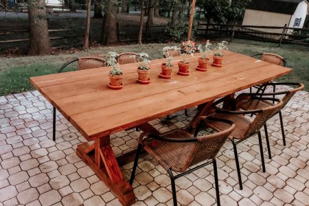 DIY Outdoor farmhouse table ana white